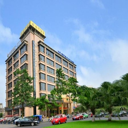 乐山名流大酒店 外观 照片